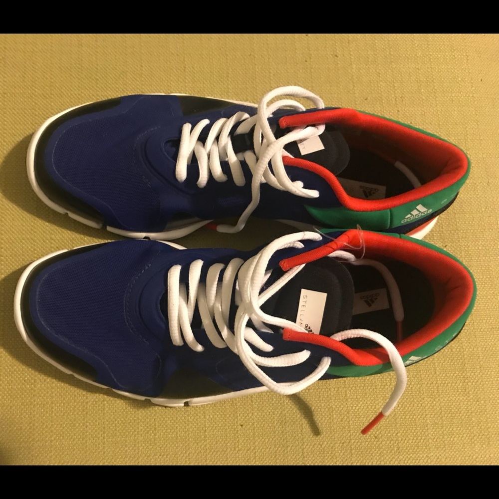 Adidas women’s sneakers